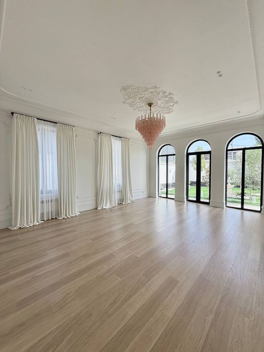 Продается новый дом 7 комнат, ориентир: Геофизика, 462м²