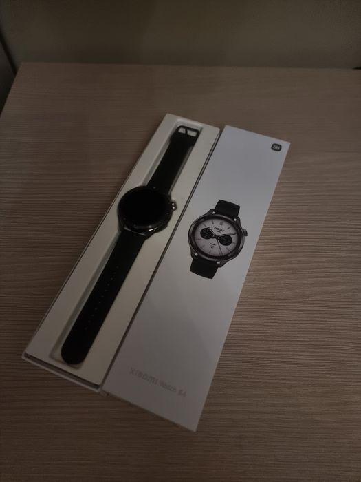 Смарт часы Xiaomi Watch S4