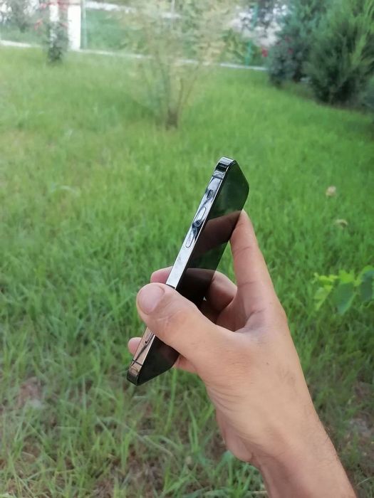 IPhone 12 pro holati ideal