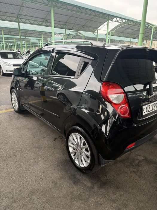 Spark 2012 yil aftamat karobka