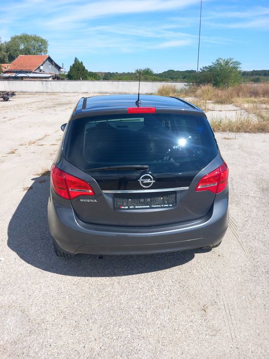 Опел Мерива B 1,4 бензин сива 2011/Opel Meriva B 1,4 grey на части