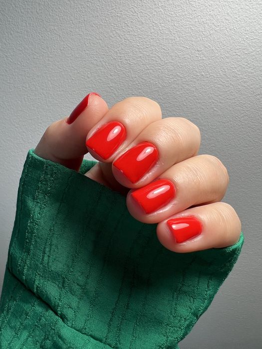 Manichiura si Pedichiura Estetica: semi/gel Dumbravita