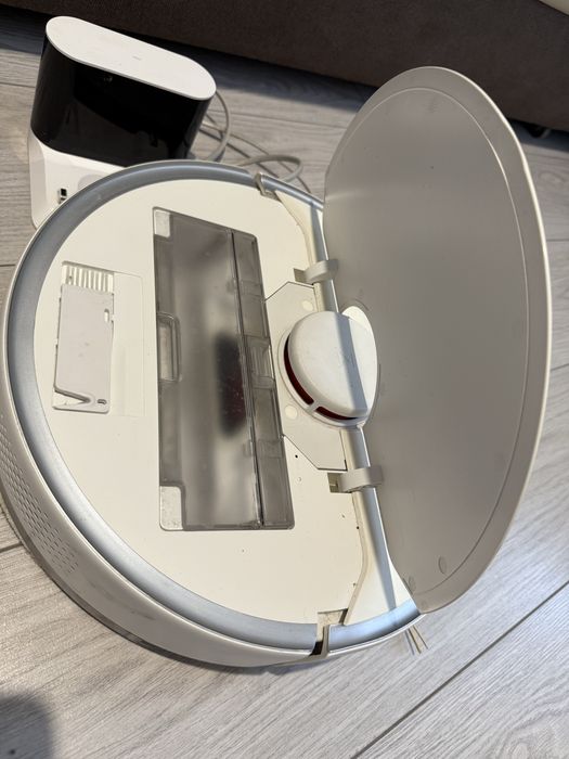 Срочно Продается Roborock s6 pure за 70000