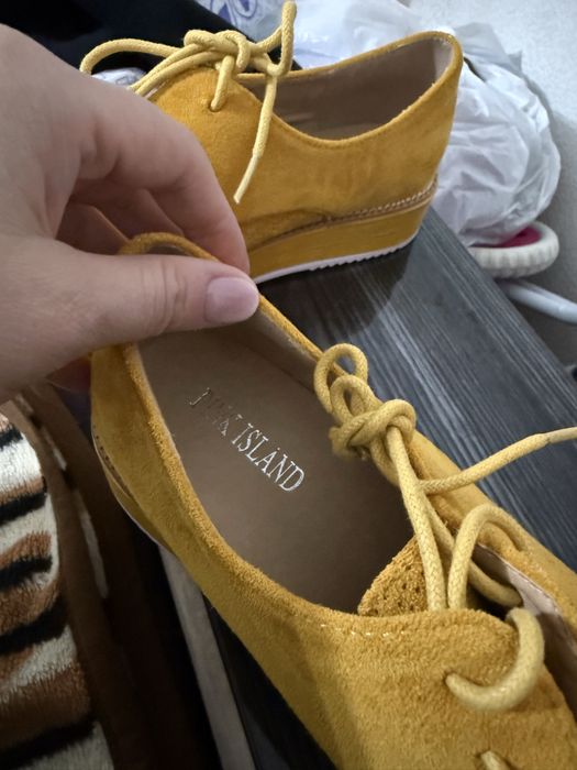 Новая обувь Pink Island