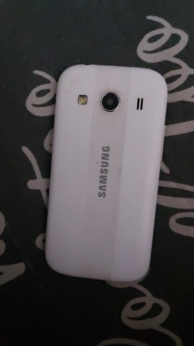 Продам телефон самсунг