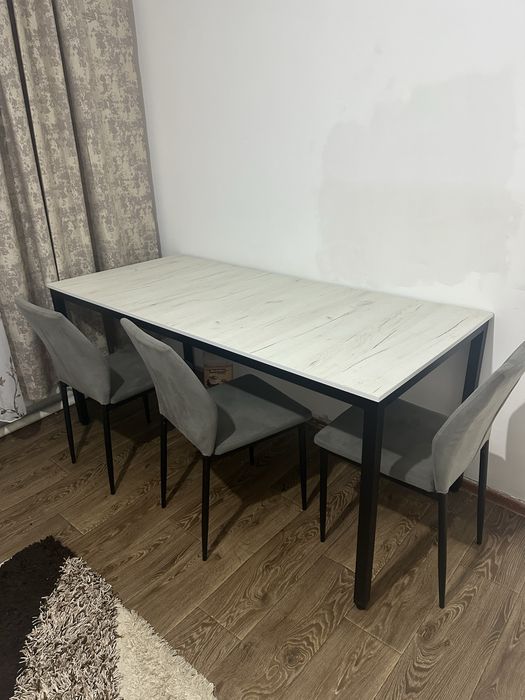Продам стол со стульями