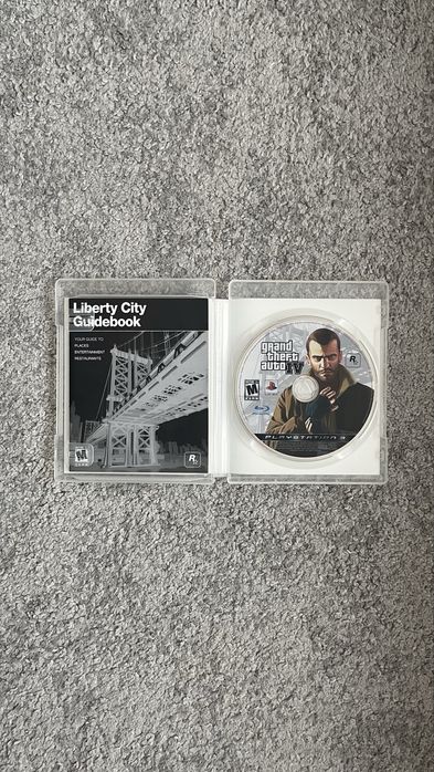 Playstation 3 Slim (PS3 Slim)/ Плейстейшън 3 + 4 игри
