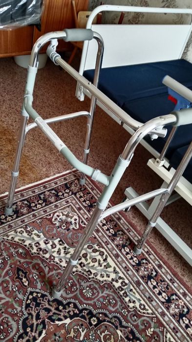 Ходунки для взрослых