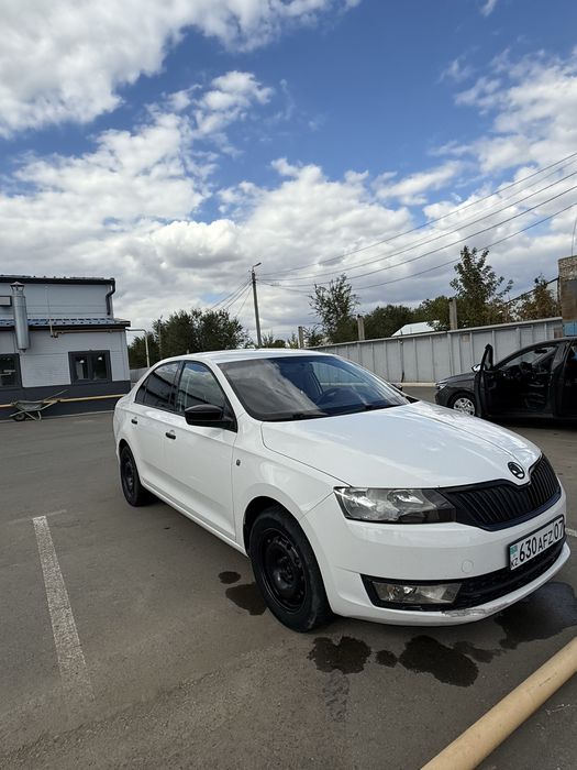 Продам шкода рапид 2013 г