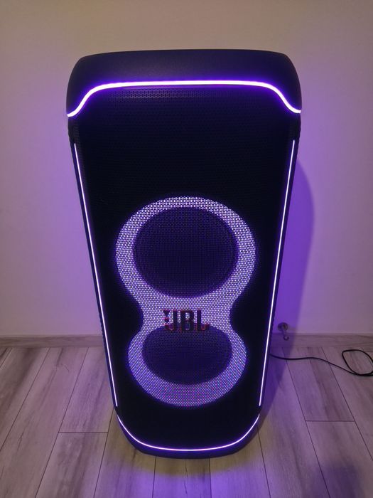 Jbl Partybox Ultimate 1100W.