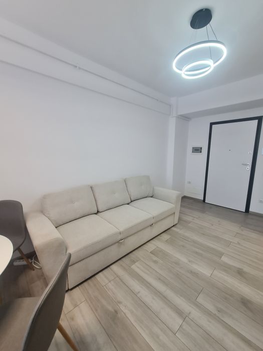 Închiriez apartament cu două camere în bloc nou mobilat si utilat