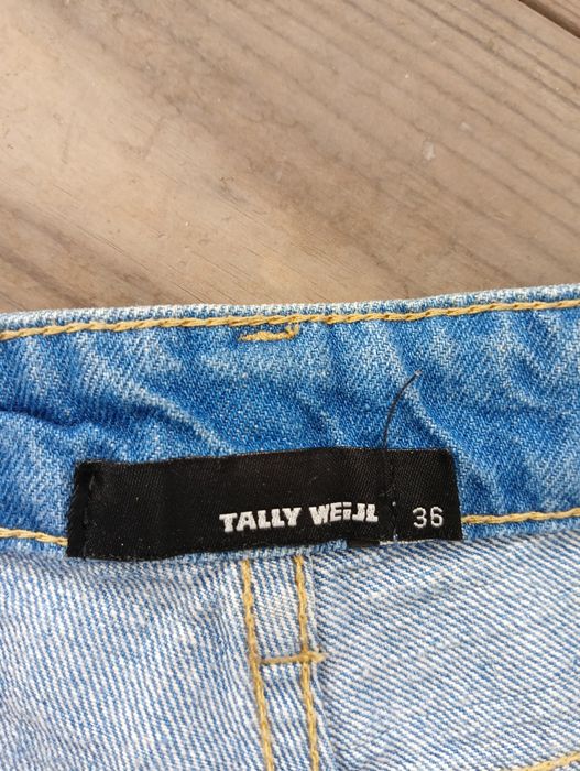 Джинсовые шорты Tally Weijl