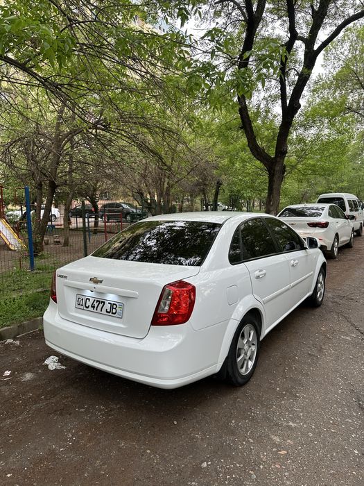 Gentra Jentra 67.000 probeg