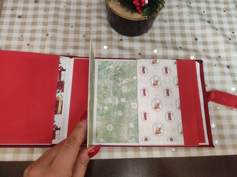 Коледен албум на тема ,,Коледа"