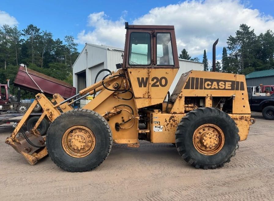 Dezmembrez încărcător frontal Case W20, W10, W15, W24, 621B – piese