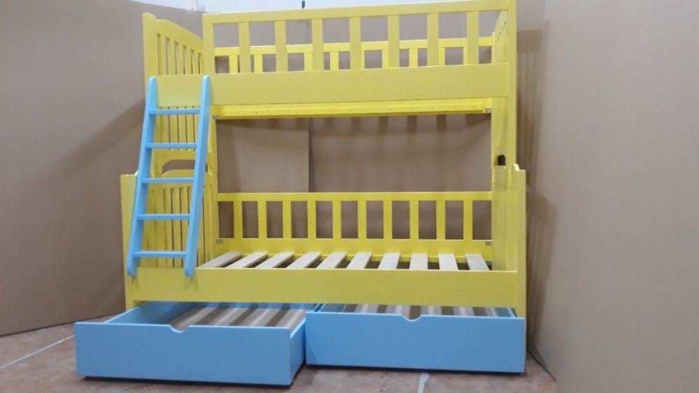 TRANSPORT GRATUIT.Pat etajat-supraetajat din lemn masiv.Cod 3015