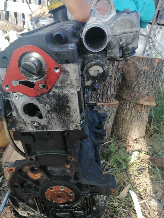 Vând motor dacia Logan 1.5 dci euro3