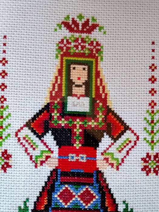 Шевица "Лазарка със стомни" в рамка