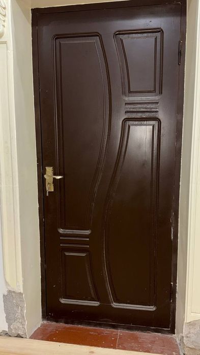 Чистий агаш капылар бар 500,000 келсп беремз