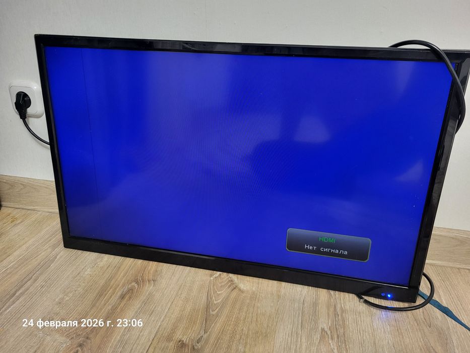 Продам жк телевизор