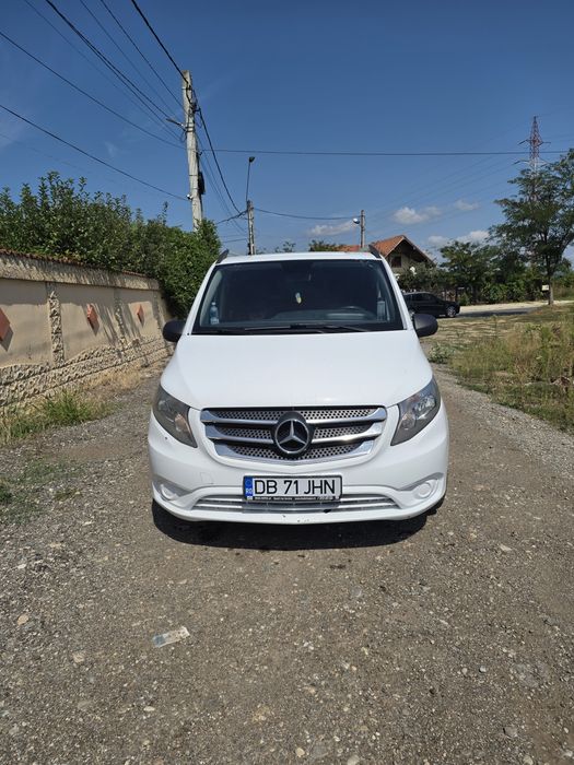 Vând vito 8+1 2015