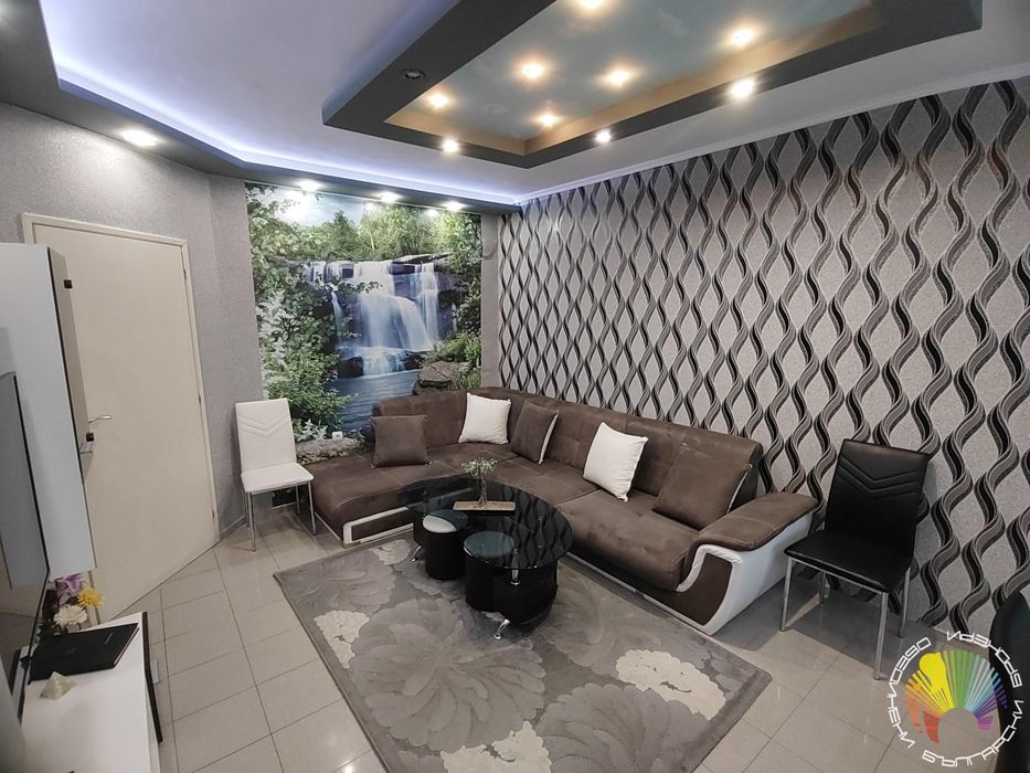 Дава се под наем Тристаен апартамент в Бургас, Възраждане - 86 кв.м за 408 € - Снимка #5