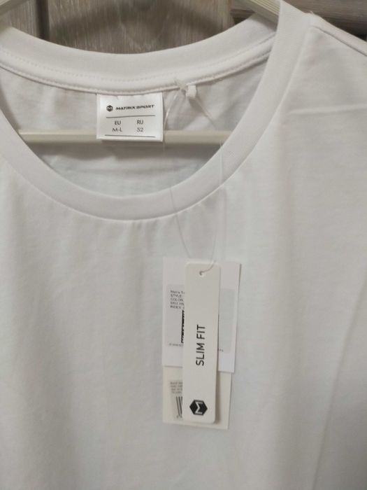 Новая мужская футболка 52 - размер