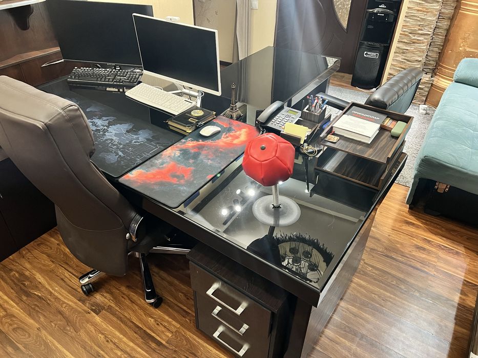 Sifati alo darajada judaham qulay.Narxi 13 milion sum ofis uchun ideal