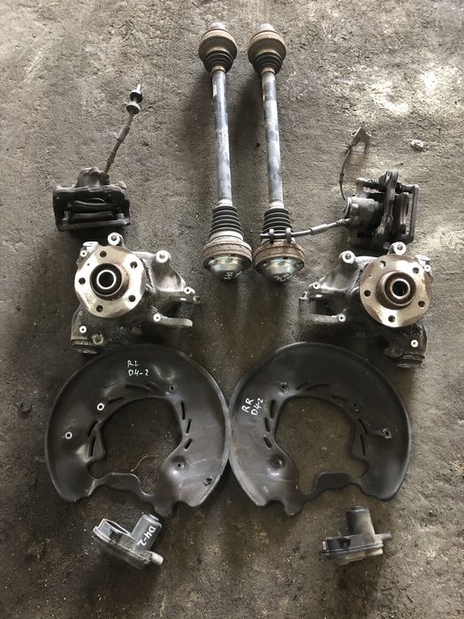 задна полуоска Ауди А8 4х д4 3.0 тди