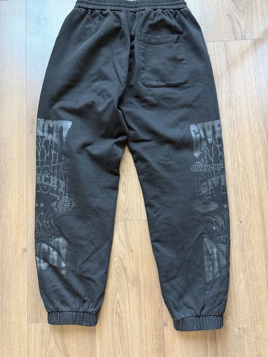 панталон Dsquared и долнища Givenchy