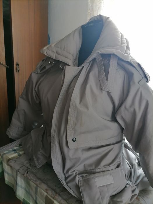 Продам мужской пуховик