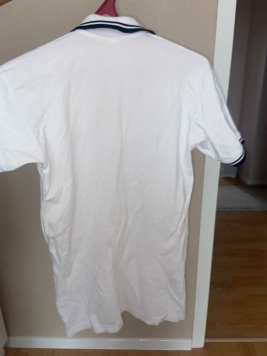 Продам школьную тенниску Бином