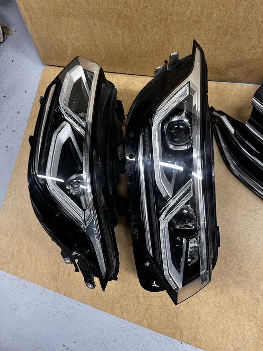 Faruri full led,grilă radiator.emblemă distronic.vw tiguan 2 facelift.