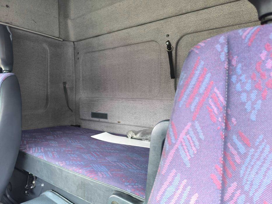 Mерцедес Atego 2000 година