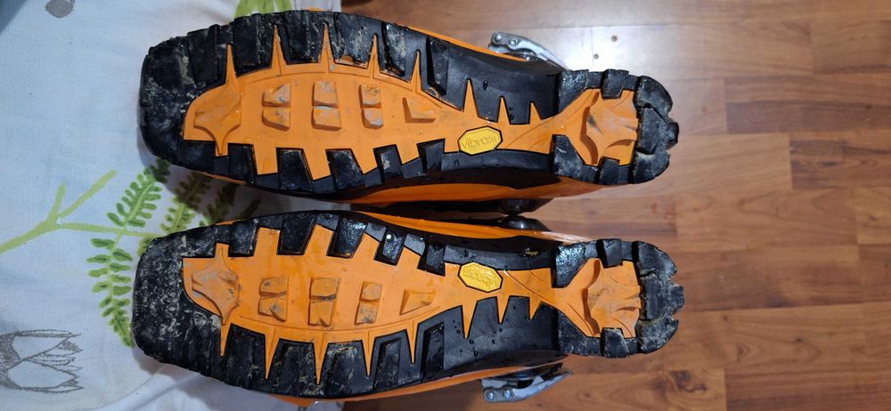 Clapari schi de tura - Scarpa Maestrale 28.5 mondo