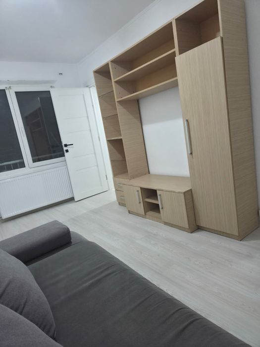 Închiriez Apartament 2 camere cu centrală termică în zona Brotăcei,Tom
