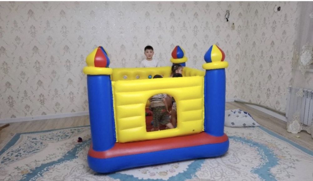 Батут детский надувной