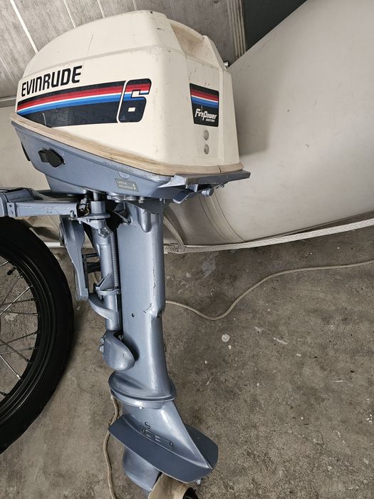 Motor barca Evinrude 6 cp