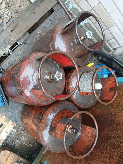 Продам с винтелом газ Баллон с газом
