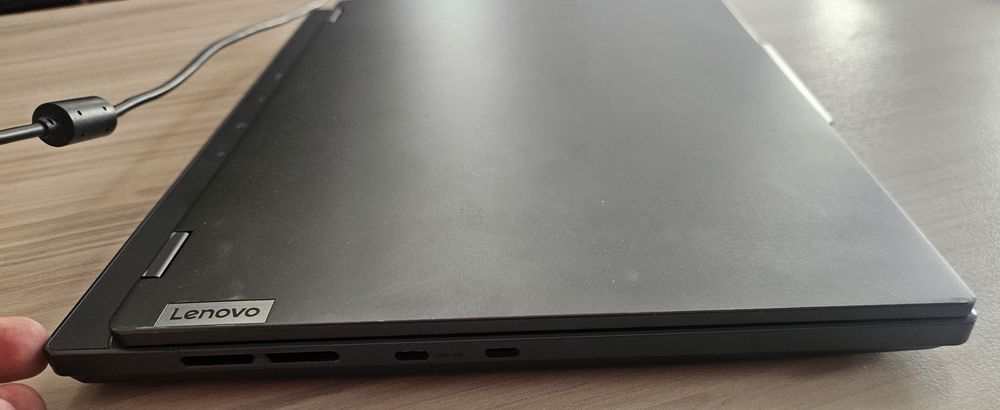 OLED RTX 4060 Lenovo Legion Slim 5