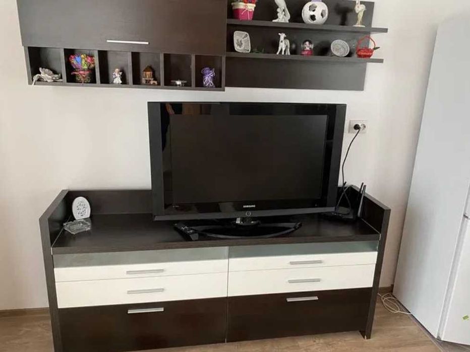 Дава се под наем Тристаен апартамент в Пловдив, Център - 75 кв.м за 193.8 € - Снимка #1