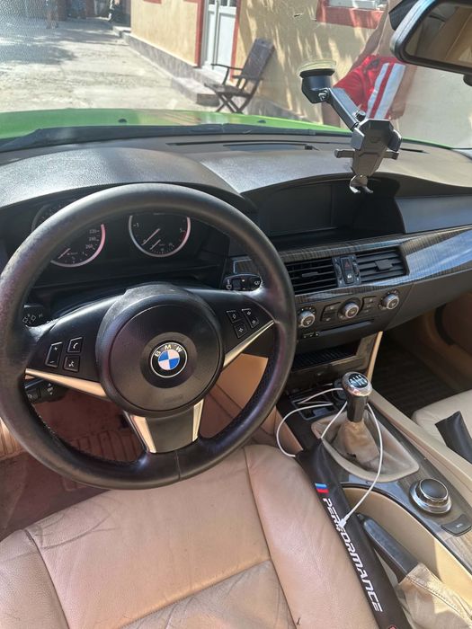 Vand sau Schimb BMW. E60 525d
