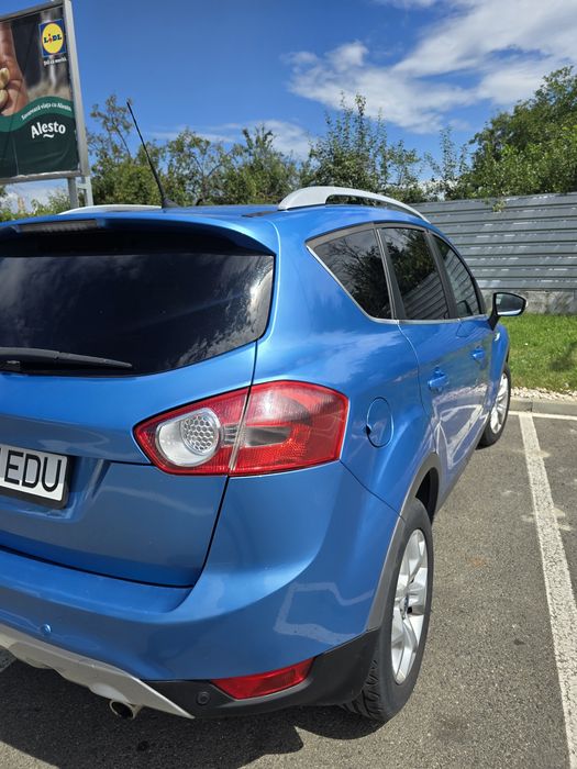 Vând Ford Kuga 2010
