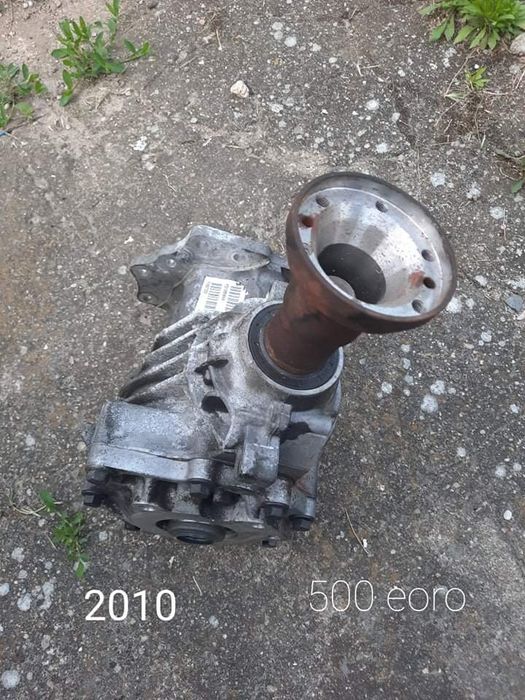 Vând cutie transfer față