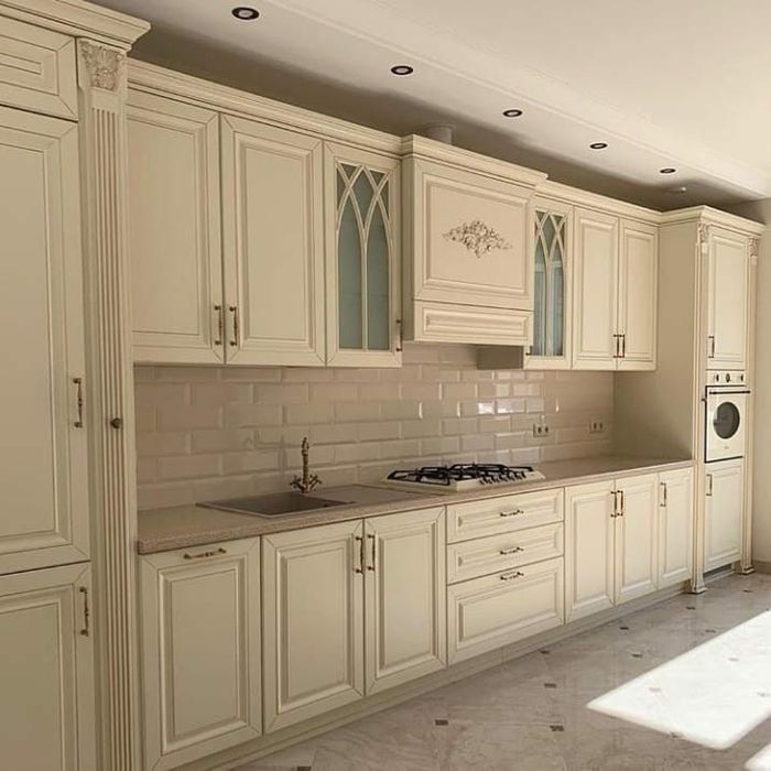 Oshxona mebeli buyurtma asosida.