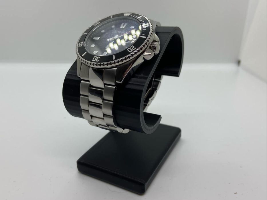 Стойка за обикновен часовник