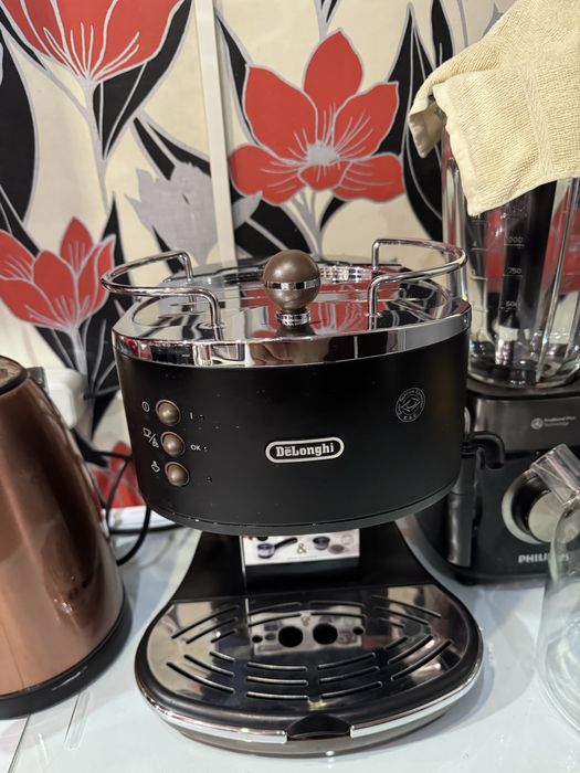 DeLonghi Icona Vintage ECOV 311.BK