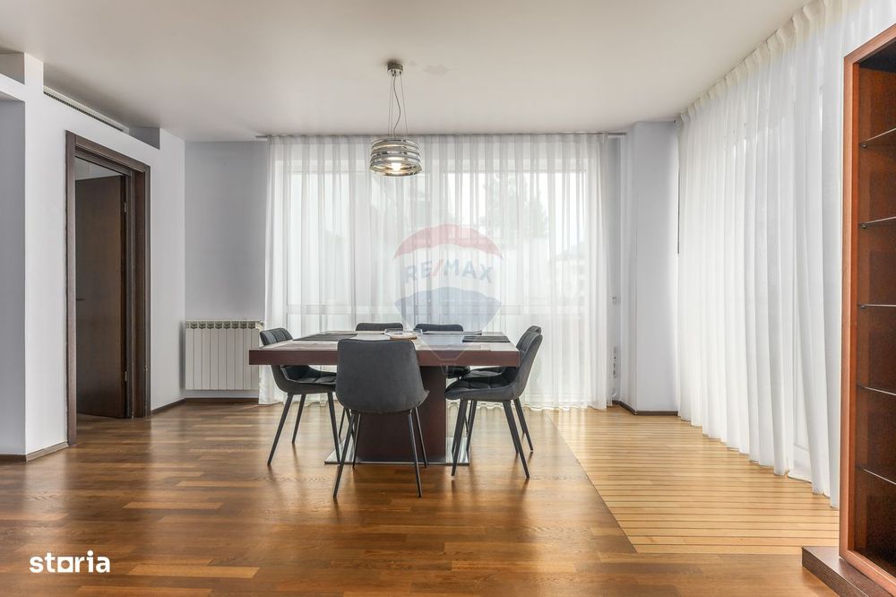 4 camere, semineu, piscina interioara, sauna. sala de sport, parcare