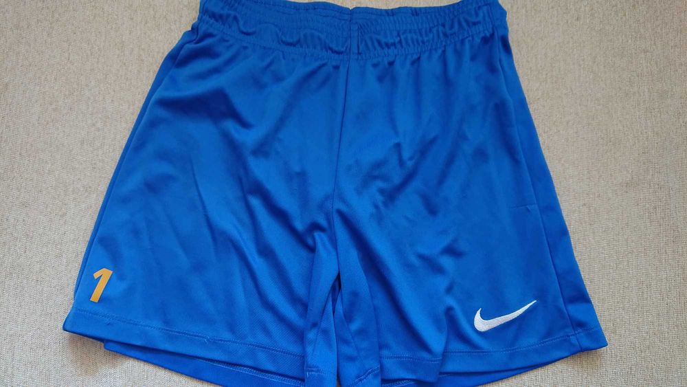 Оригинални спортни дрехи 5 лв за брой