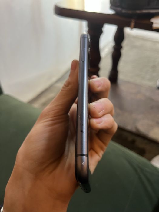 Iphone 11 128GB.